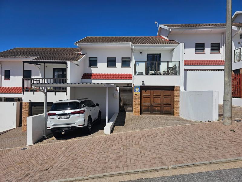 3 Bedroom Property for Sale in Mossel Bay Central Western Cape